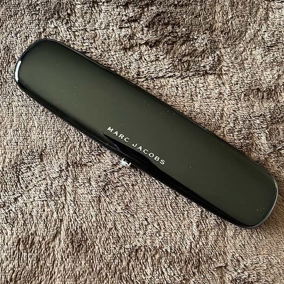 Marc Jacobs 740 Scandalust Eye-Conic Eyeshadow Palette - Picture 5 of 10